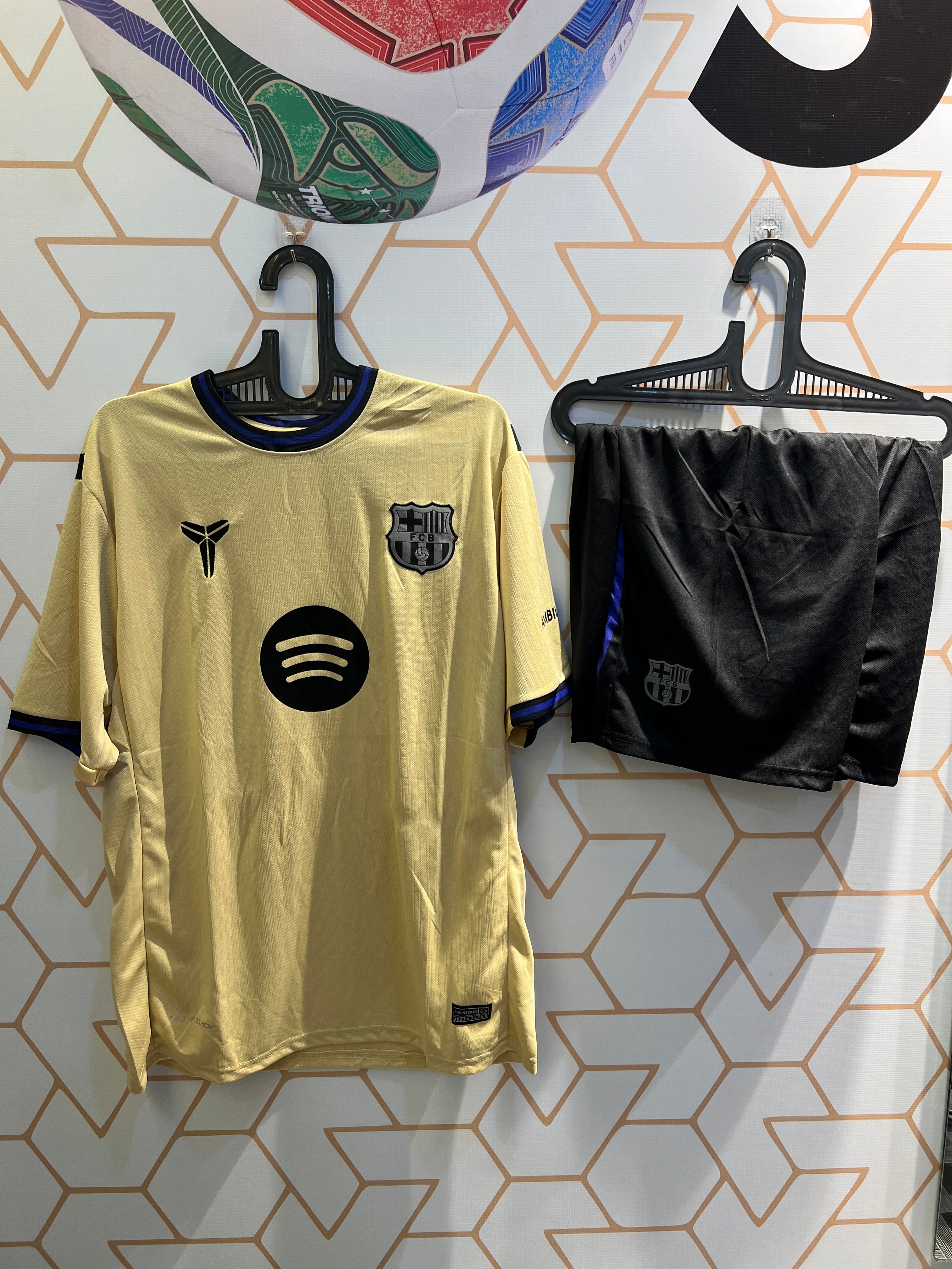 FC Barcelona Away 2nd Kit 25/26 – Official Barça Jersey & Shorts | Premium Football Kit
